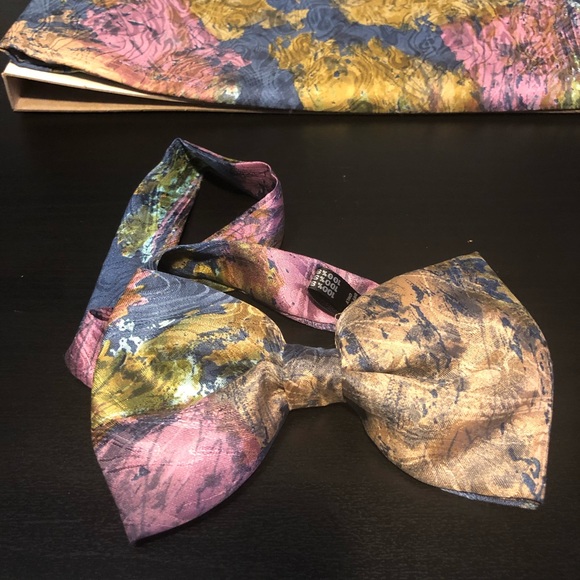 Dion Maga Cummerbund and Bow Tie Set 49 - Picture 2 of 7